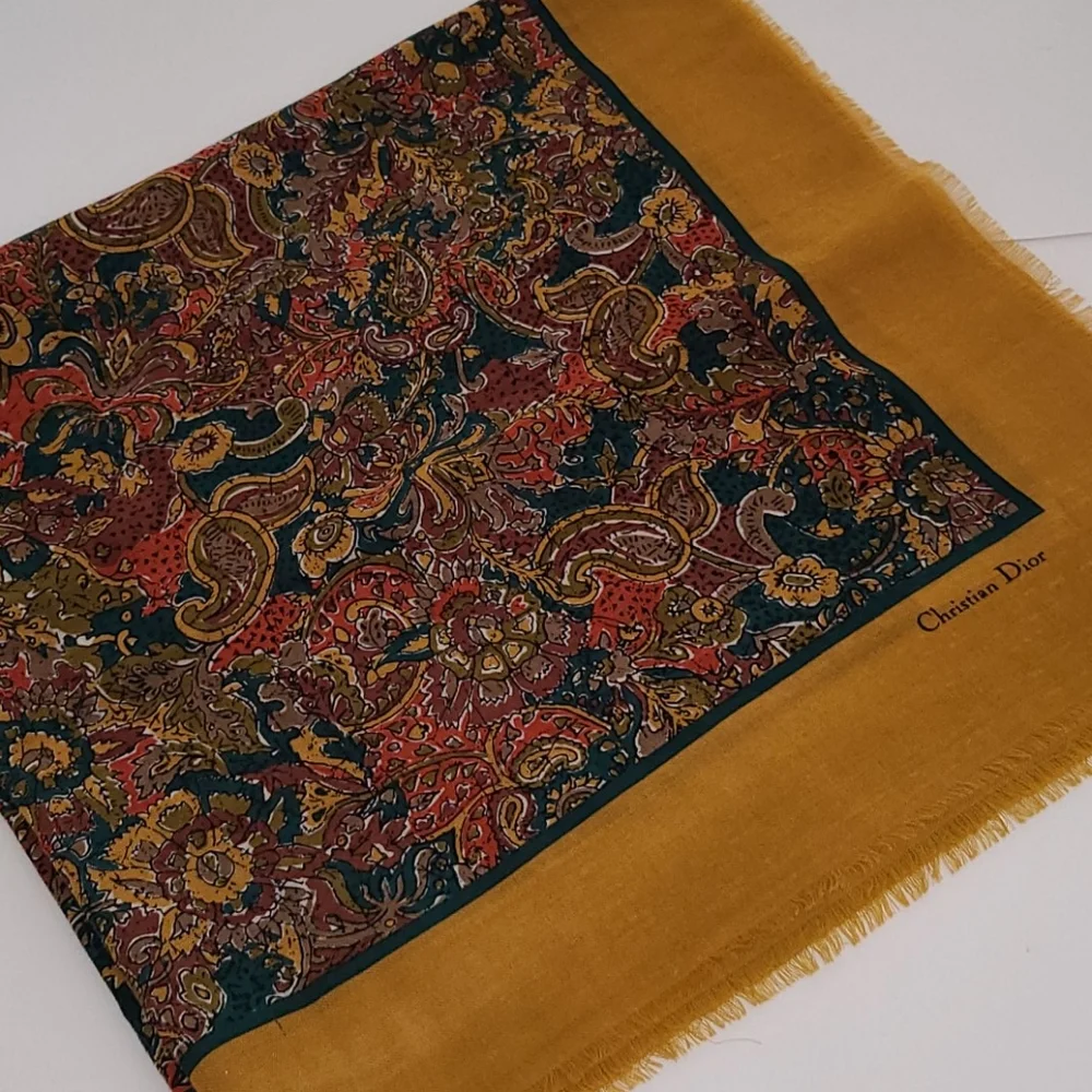 Christian Dior E'Charpes Vintage 100% Wool Scarf